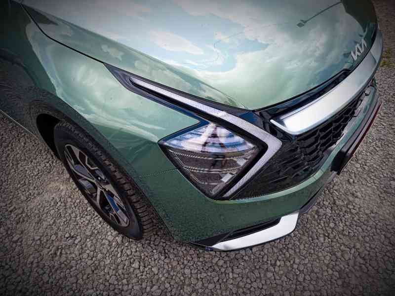 KIA Sportage 1,6T-GDI MHEV 7DCT  ČR 1majitel  117kw - foto 38