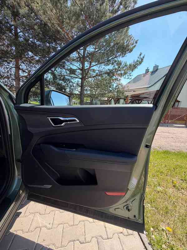 KIA Sportage 1,6T-GDI MHEV 7DCT  ČR 1majitel  117kw - foto 15