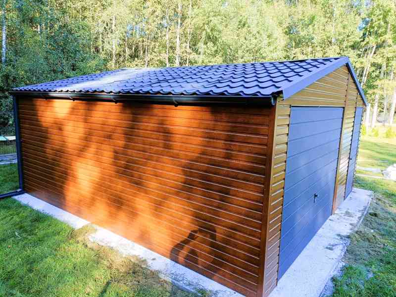 Plechová garáž 5x 6m, sedlová střecha - vrata + dveře TS318 - foto 4