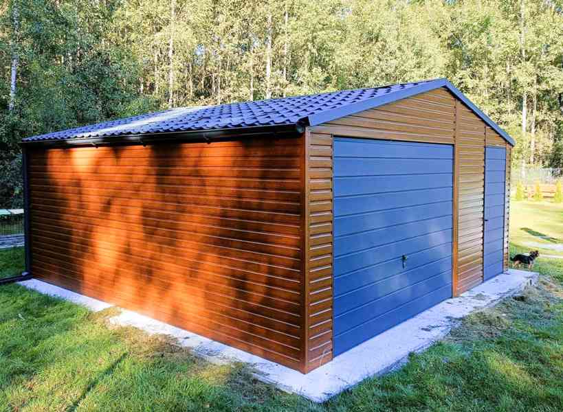 Plechová garáž 5x 6m, sedlová střecha - vrata + dveře TS318 - foto 6