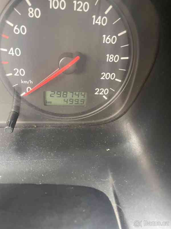 Volkswagen Transporter 2,5   T4 9 míst - foto 3