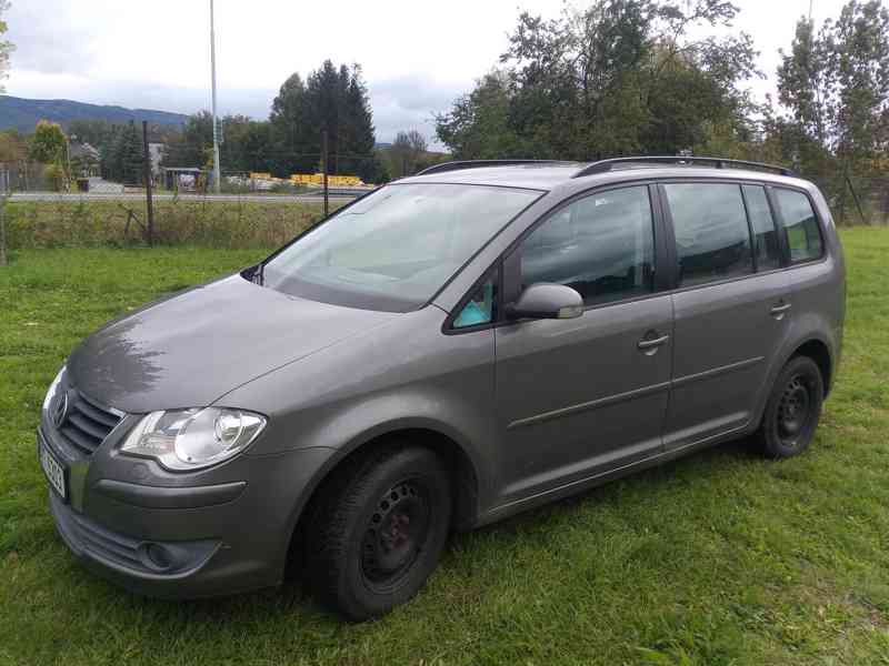 Prodám Volkswagen Touran 1,4 TSI DSG Trendline, - foto 3