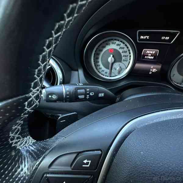 Mercedes-Benz GLA 2,0 220 CDI 170hp 7G DCT,4MATIC - foto 32