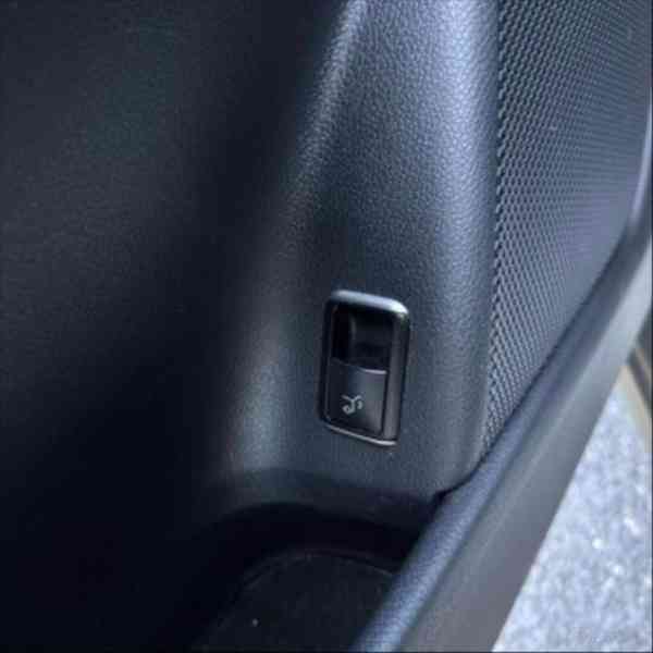 Mercedes-Benz GLA 2,0 220 CDI 170hp 7G DCT,4MATIC - foto 12
