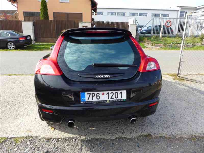 Volvo C30 2,0 D R-DESIGN, BEZ INVESTIC - foto 6