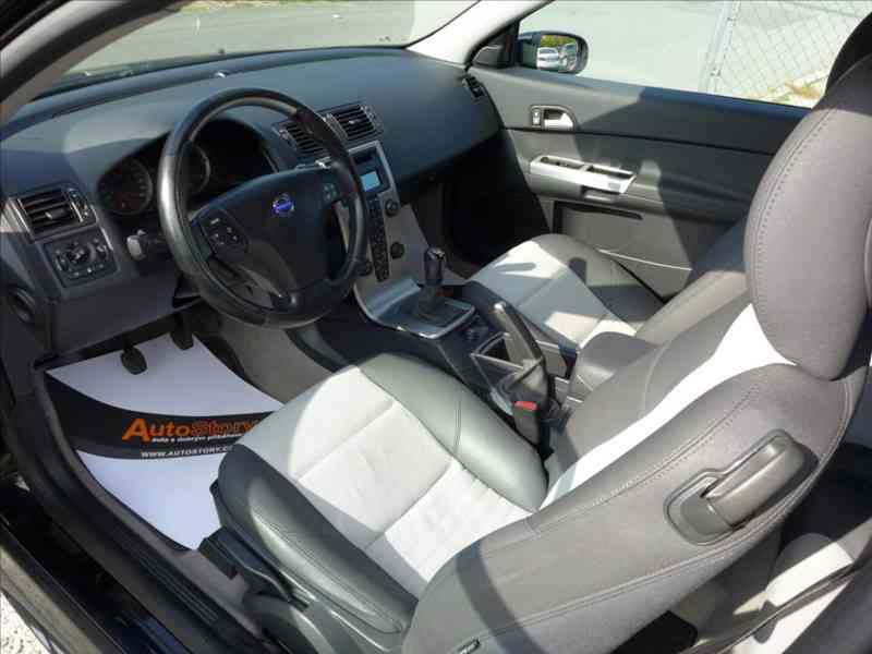 Volvo C30 2,0 D R-DESIGN, BEZ INVESTIC - foto 10