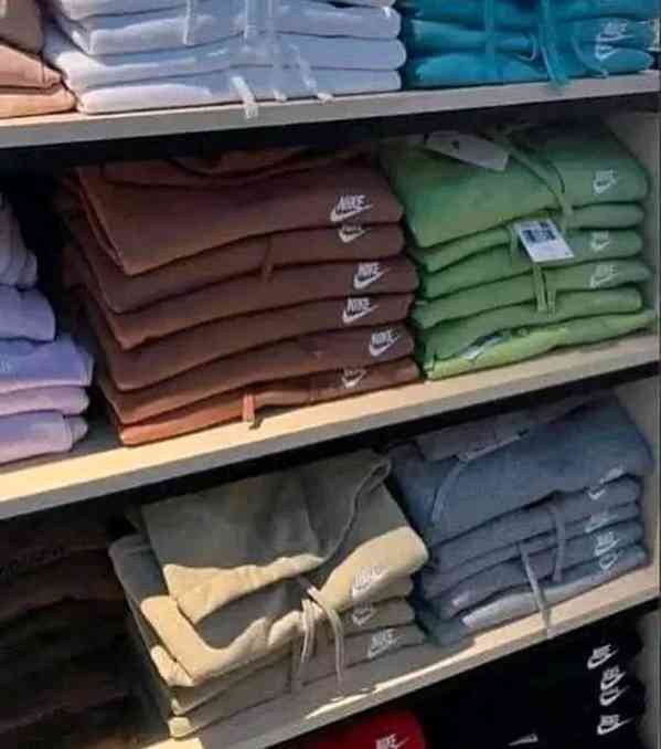 Lacoste a polo Nike K dispozici