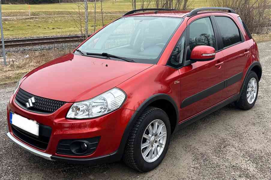 Suzuki SX4 1,6i 4x4 59300 km benzín 88kw - foto 14