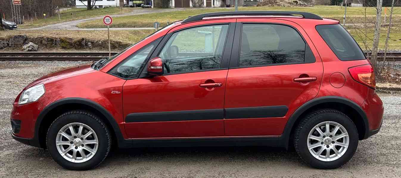 Suzuki SX4 1,6i 4x4 59300 km benzín 88kw - foto 4