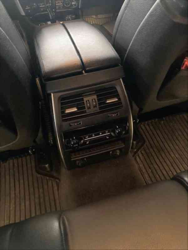 BMW Řada 5 3,5   535xDrive GT AT - foto 20