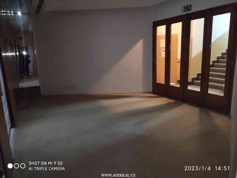 Prodej atypického bytu 3+1+ hala/2xL (108m2), Kostelec n/ČL - foto 10