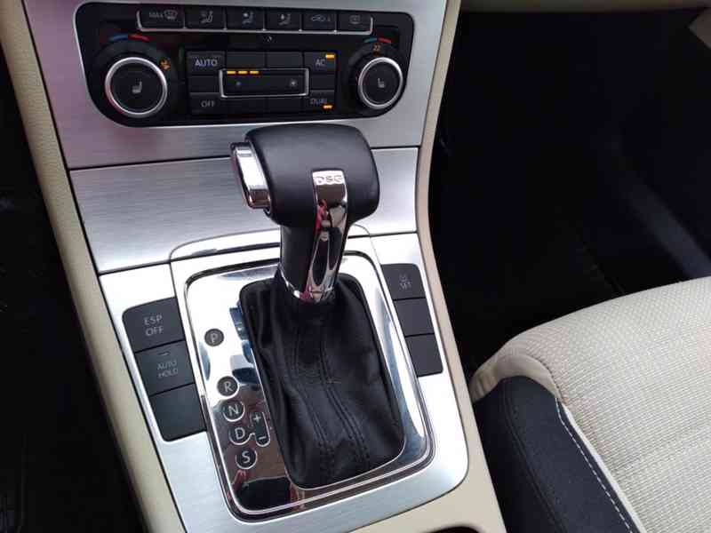 VOLKSWAGEN PASSAT CC 2.0 TDI DSG ČR - foto 25