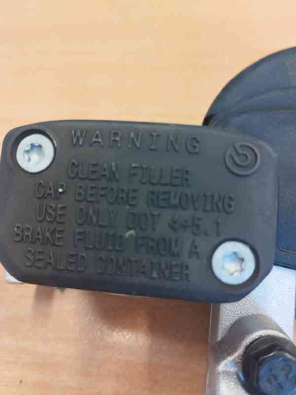 Brzdová pumpa přední KTM - foto 4