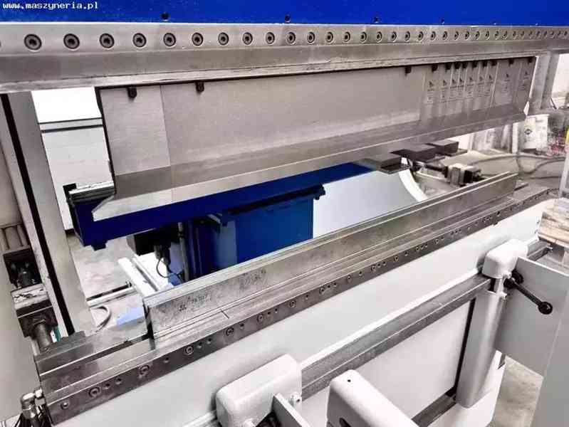 CNC hydraulický ohraňovací lis TRUMPF TrumaBend V50 - foto 4
