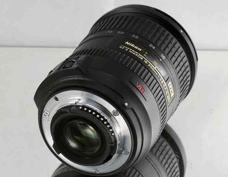 NIKON AF-S DX NIKKOR 18-200mm f/3.5-5.6 G IF ED VR - foto 3