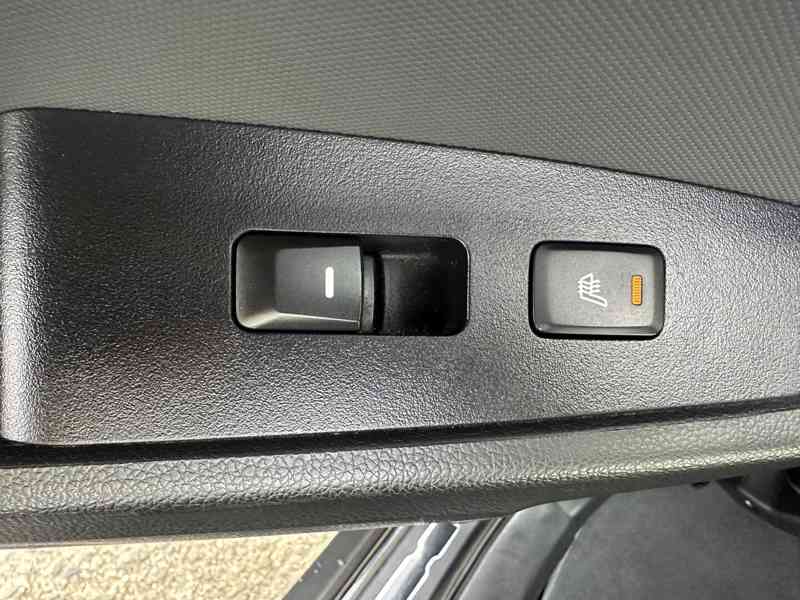 Kia Sportage 2.0CRDi 4x4/135kW/1MAJ/Výhřev - foto 17