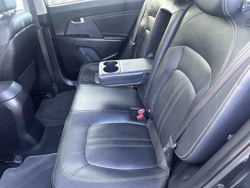 Kia Sportage 2.0CRDi 4x4/135kW/1MAJ/Výhřev - foto 15