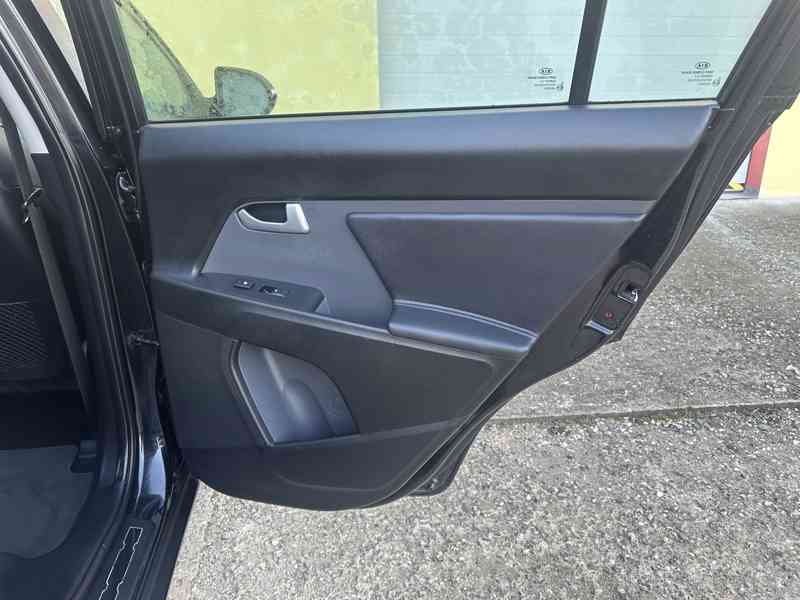 Kia Sportage 2.0CRDi 4x4/135kW/1MAJ/Výhřev - foto 22