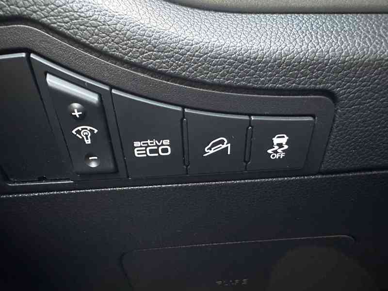 Kia Sportage 2.0CRDi 4x4/135kW/1MAJ/Výhřev - foto 28