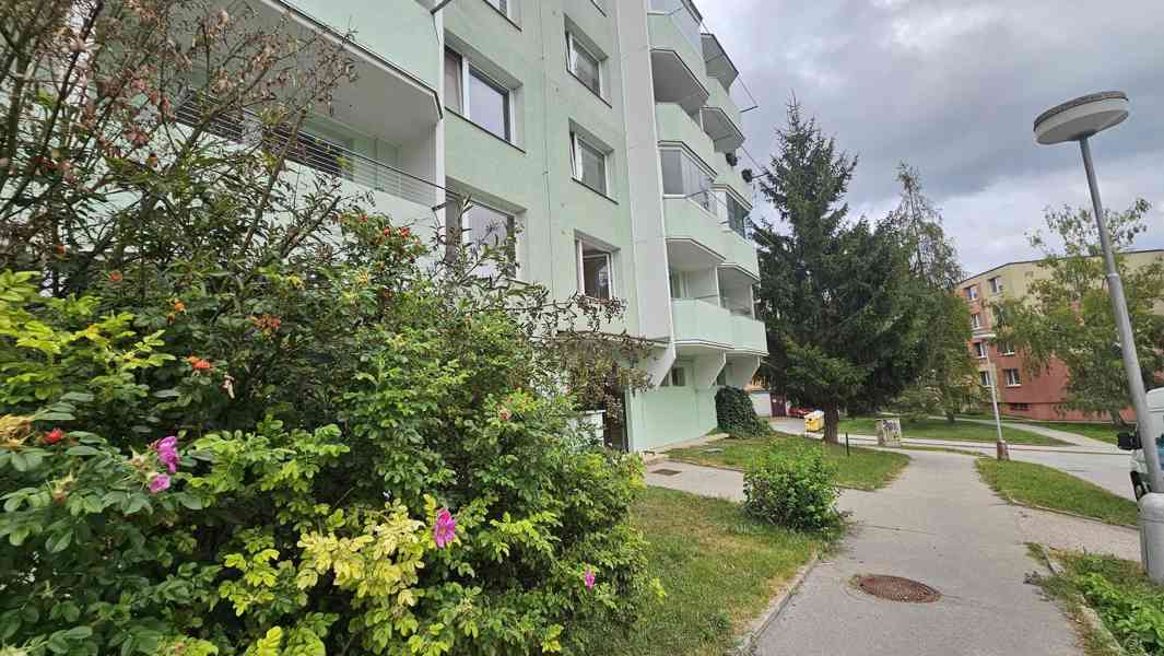Byt v OV 1+1 s balkonem a sklepem, Tišnov-Květnická. - foto 2