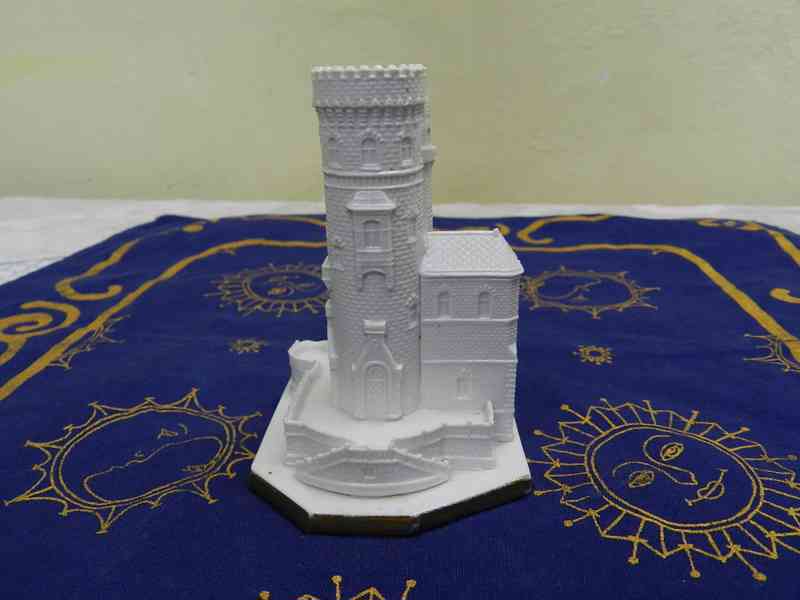 Málo vídaná stará porcelánová plastika Hrad S Czechoslovakia - foto 4