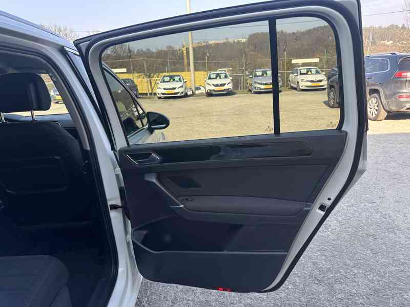Volkswagen Touran 1.4TSi 110kW DSG/ČR/1MAJ/DPH - foto 24