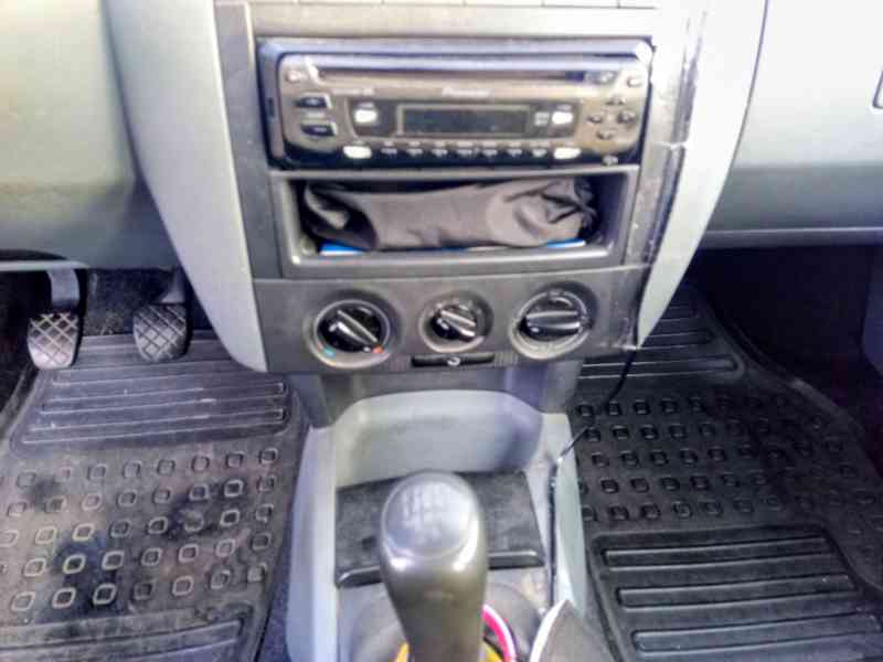 Prodám Škoda fabia 1.2 HTP - foto 8