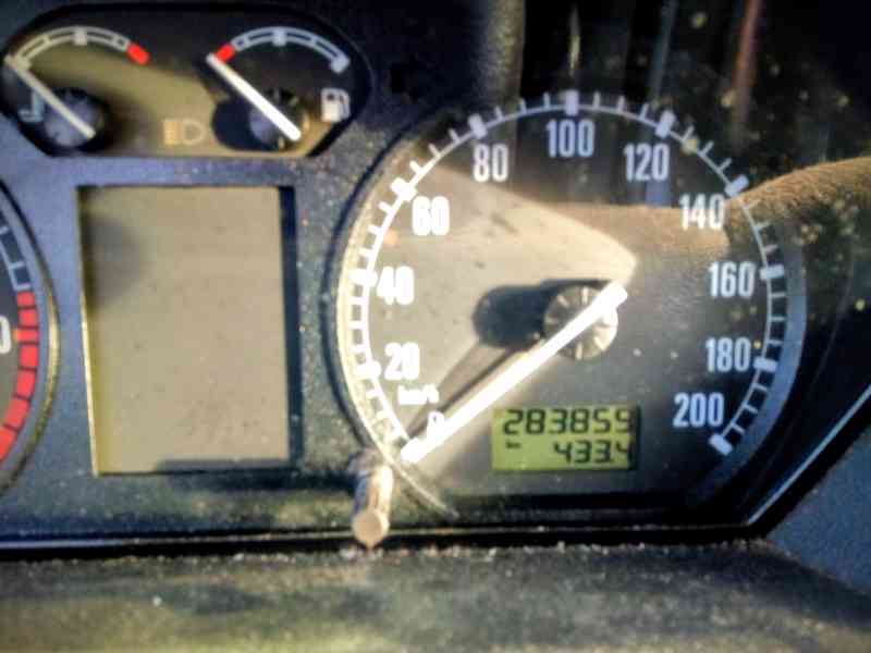 Prodám Škoda fabia 1.2 HTP - foto 7