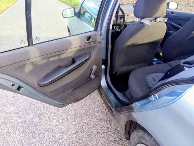 Prodám Škoda fabia 1.2 HTP - foto 11