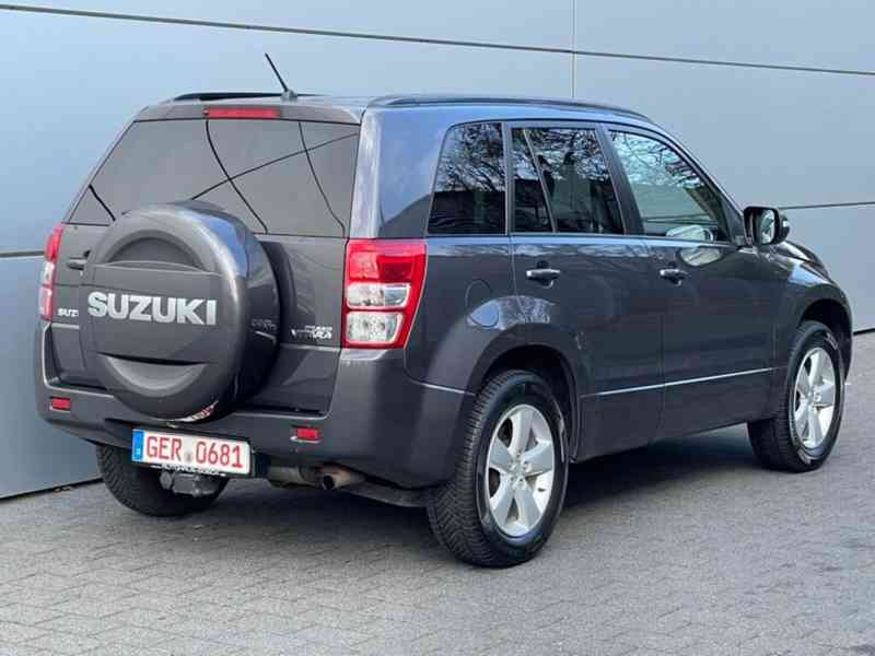 Suzuki Grand Vitara 2.4i Comfort benzín 124kw - foto 12