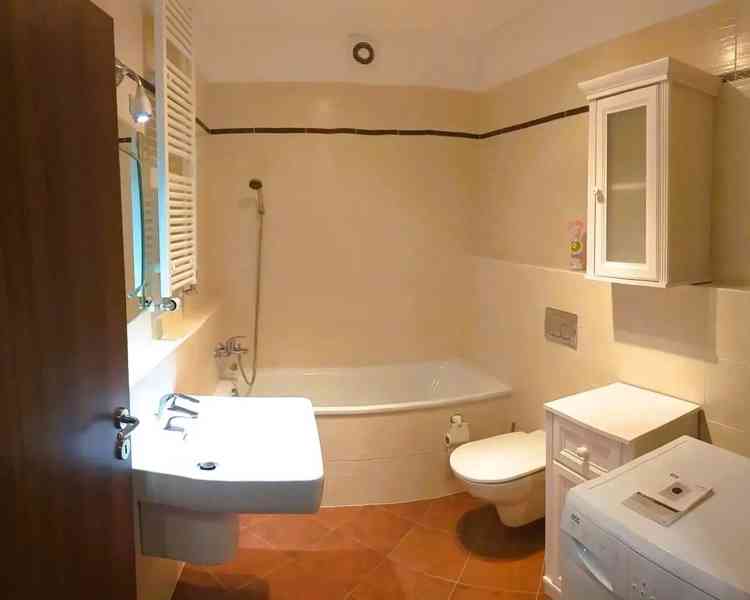 Pronájem bytu 2+kk 60 m² - foto 5