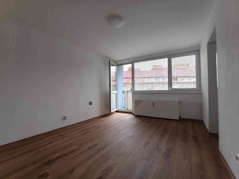 Pronájem 2+kk, 50m2+balk. (LBC - Kristiánov, ul. Na Bídě) - foto 8