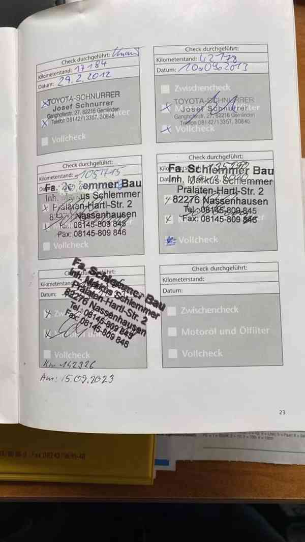 Toyota Hilux 3,0 D4D Life AUT. nafta 126kw - foto 16