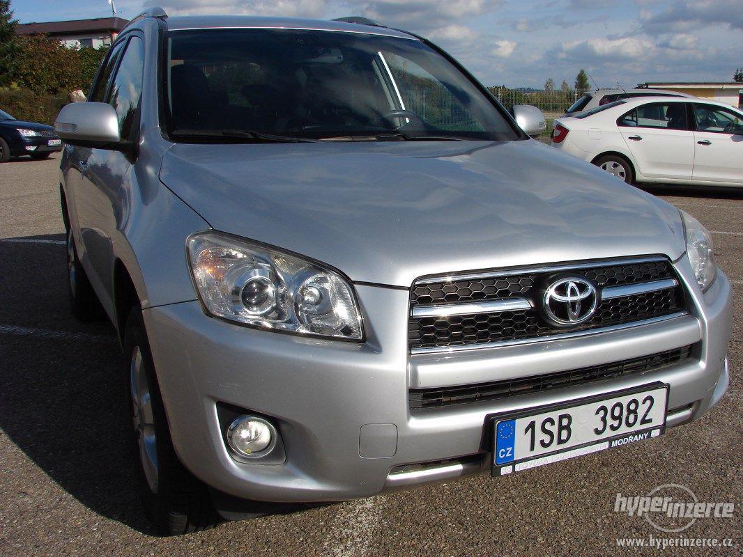 Toyota Raw 4 2.2 D D4 r.v.2010 2.Maj.Koup.ČR - foto 1