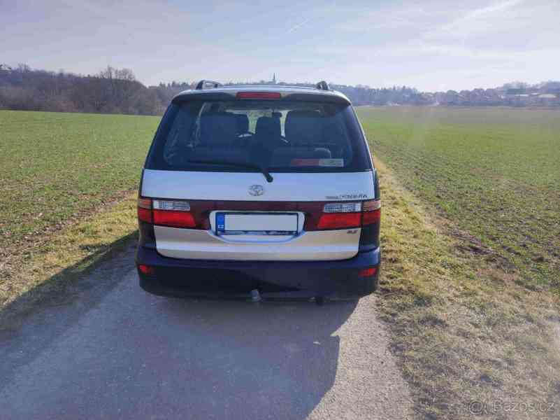 Toyota Previa 2,4 - foto 7