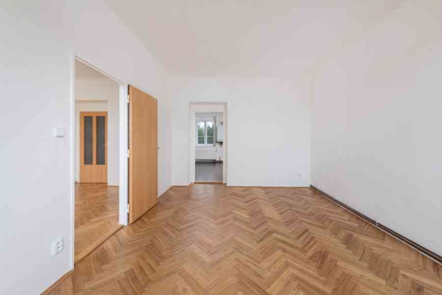 Prodej bytu 2+1, plocha 79,1 m2,  2. NP,  Praha 10 Hostivař - foto 1