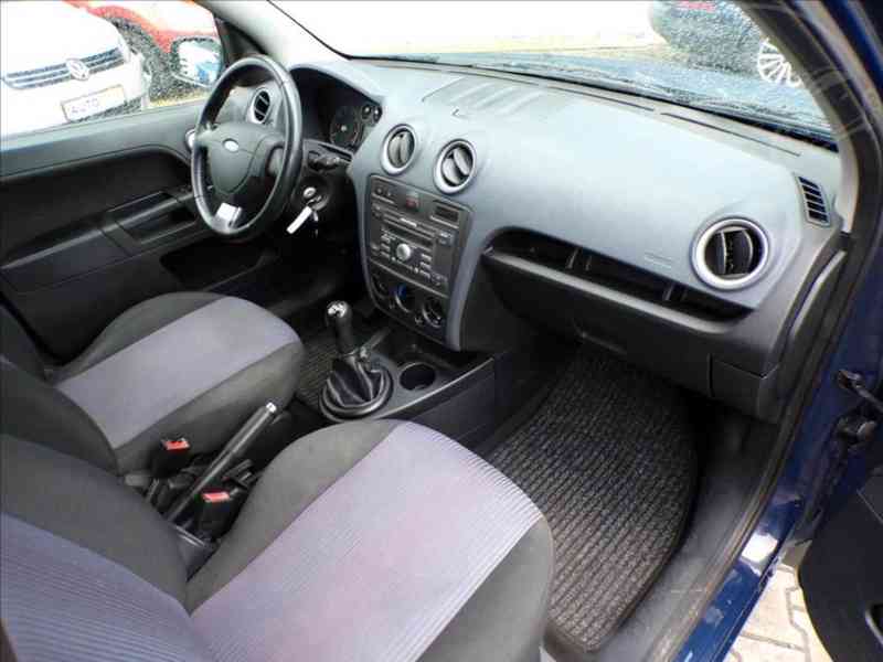 Ford Fusion 1,4 i TAŽNÉ ZAŘÍZENÍ - foto 13