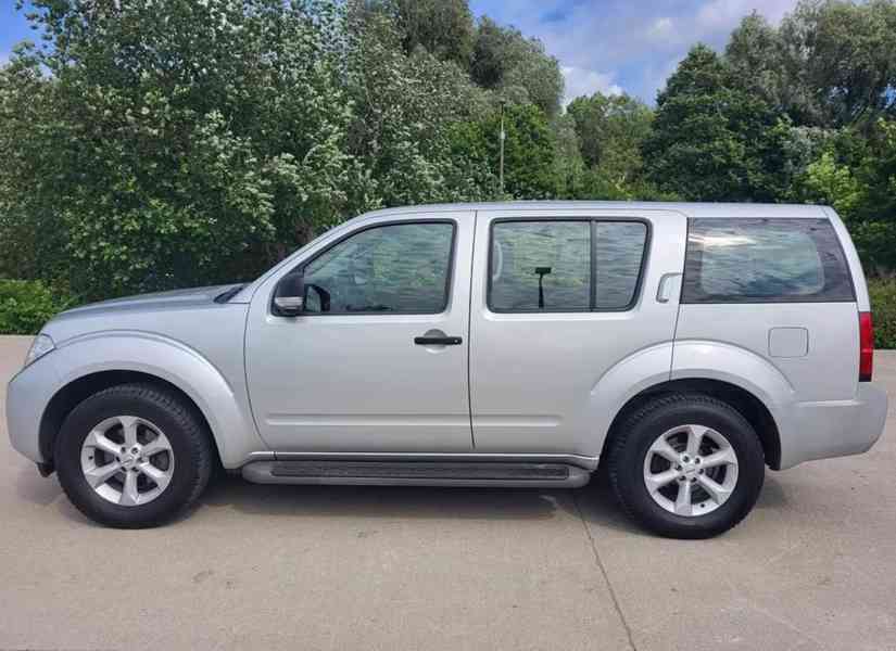 Nissan Pathfinder 2.5 dCi SE 140kw - foto 5