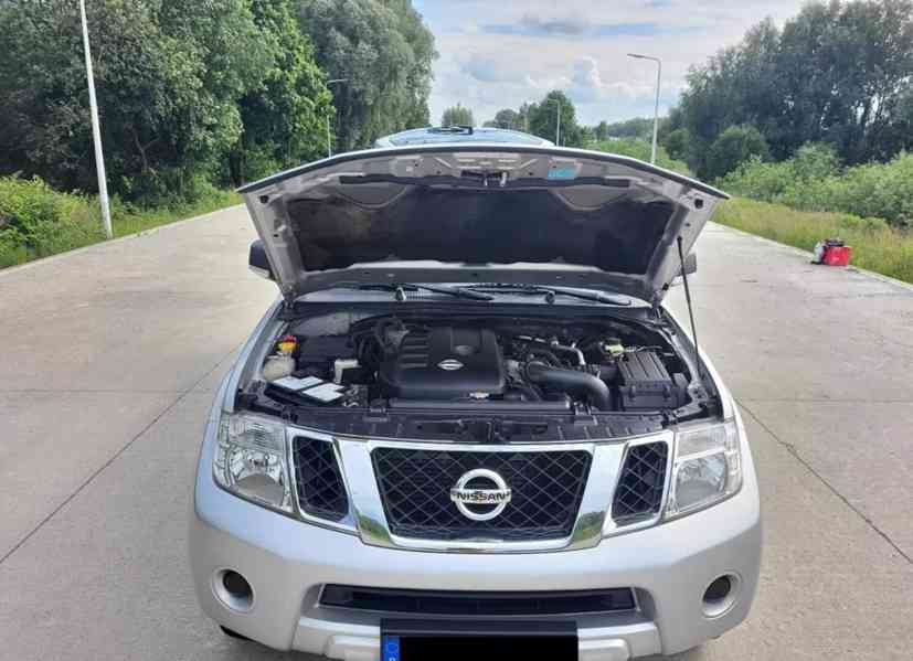 Nissan Pathfinder 2.5 dCi SE 140kw - foto 9