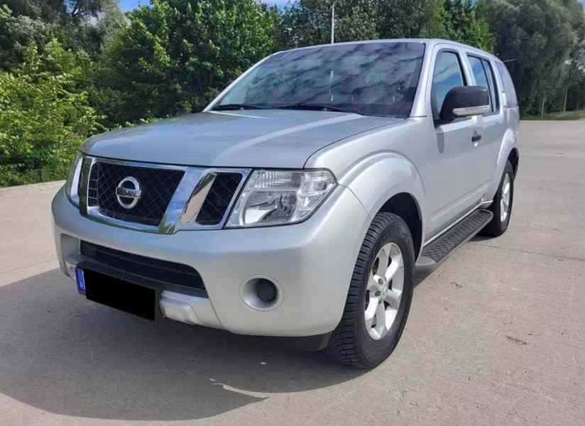 Nissan Pathfinder 2.5 dCi SE 140kw - foto 1
