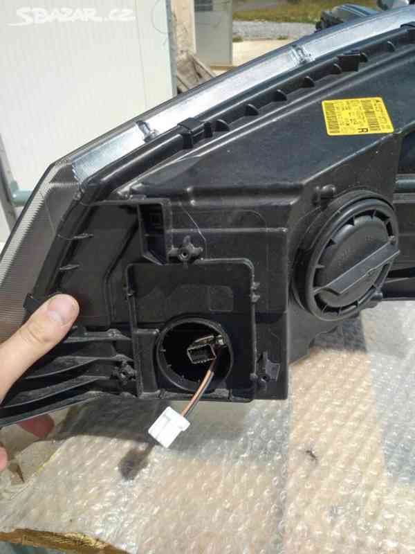 Xenon skoda yeti lift pravy svetlo prave xenony - foto 4