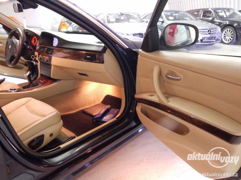 BMW Řada 3 3.0, nafta, RV 2009, navigace, kůže - foto 2
