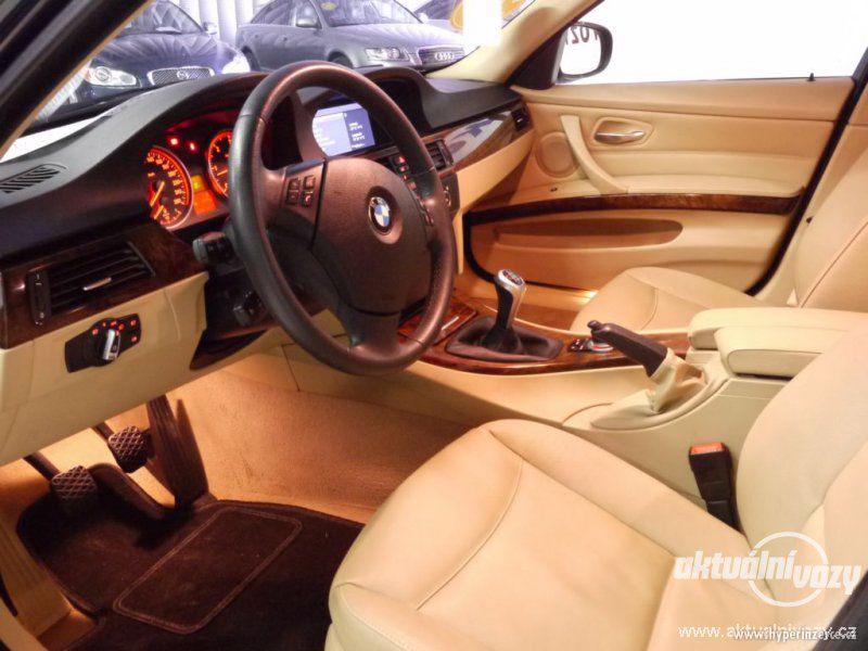 BMW Řada 3 3.0, nafta, RV 2009, navigace, kůže - foto 14