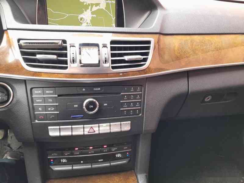 Mercedes-Benz E 250 CDI BlueTEC 4- matic - foto 13