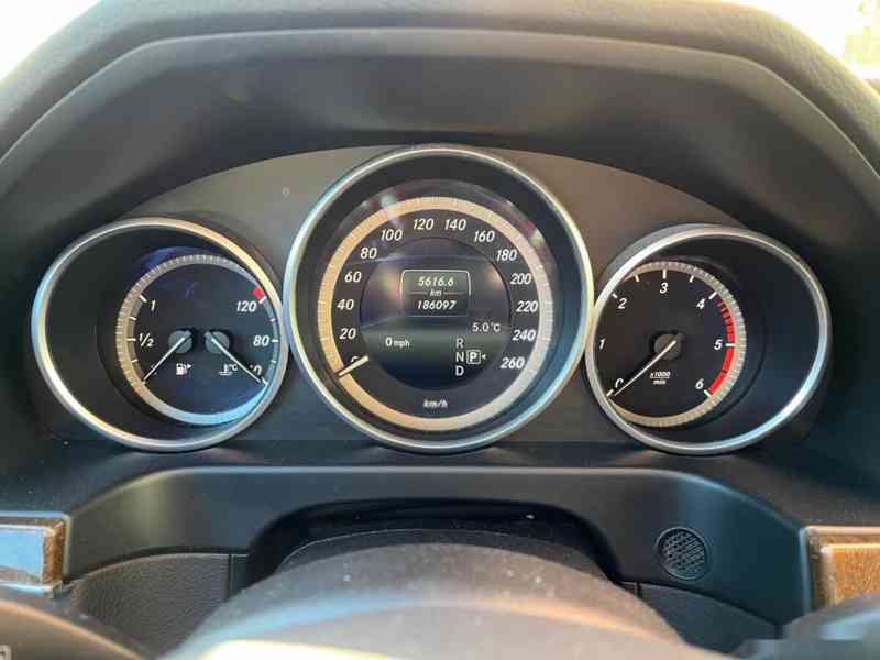 Mercedes-Benz E 250 CDI BlueTEC 4- matic - foto 10