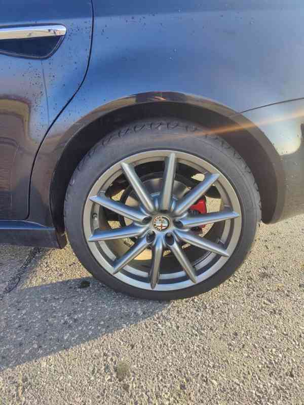 Alfa Romeo 159 2,0   JTDM 125 kW TI (2010) - foto 8