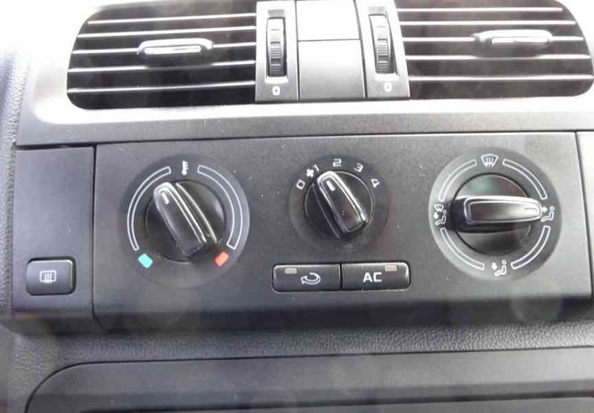 Škoda Roomster 1.2 TSI r.v.2011 (63 kw) serviska ČR - foto 8