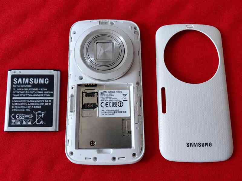Samsung Galaxy K Zoom C115   - foto 2