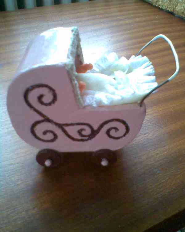 retro pokojíček s panenkami - foto 4