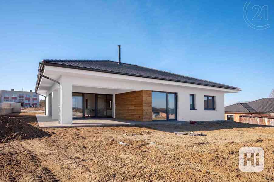 Prodej rodinného domu 169m2, pozemek  890m2 - Blížkovice - foto 6